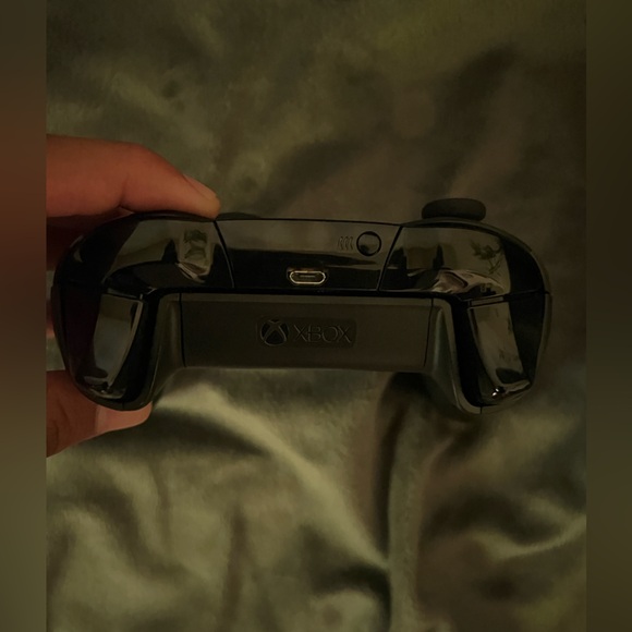 Xbox Wireless Controller Special Edition Covert Forces - Picture 3 of 4